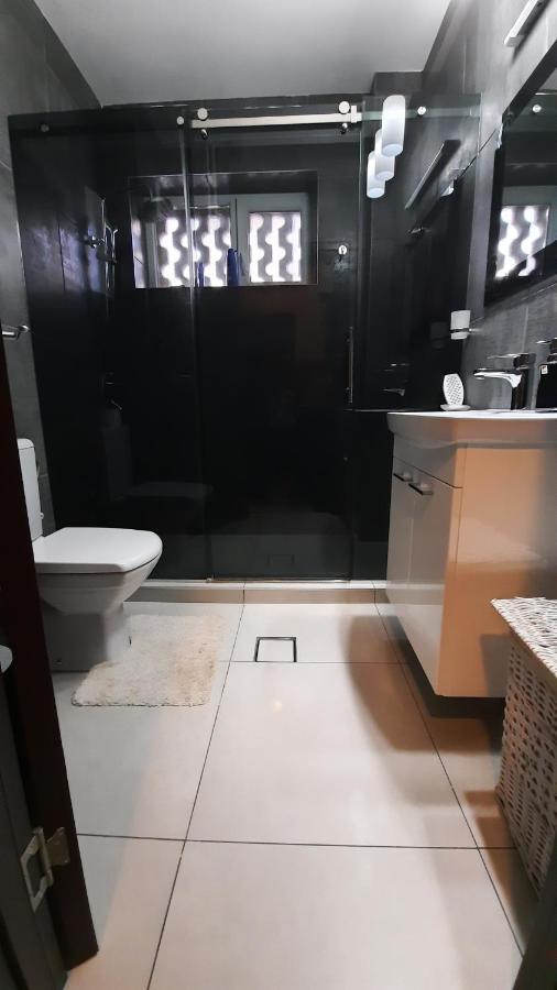 Stan Na Dan Apartman D Lux Jacuzzi Kragujevac Eksteriør bilde