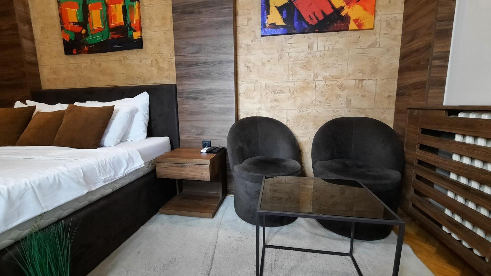 Stan Na Dan Apartman D Lux Jacuzzi Kragujevac Eksteriør bilde