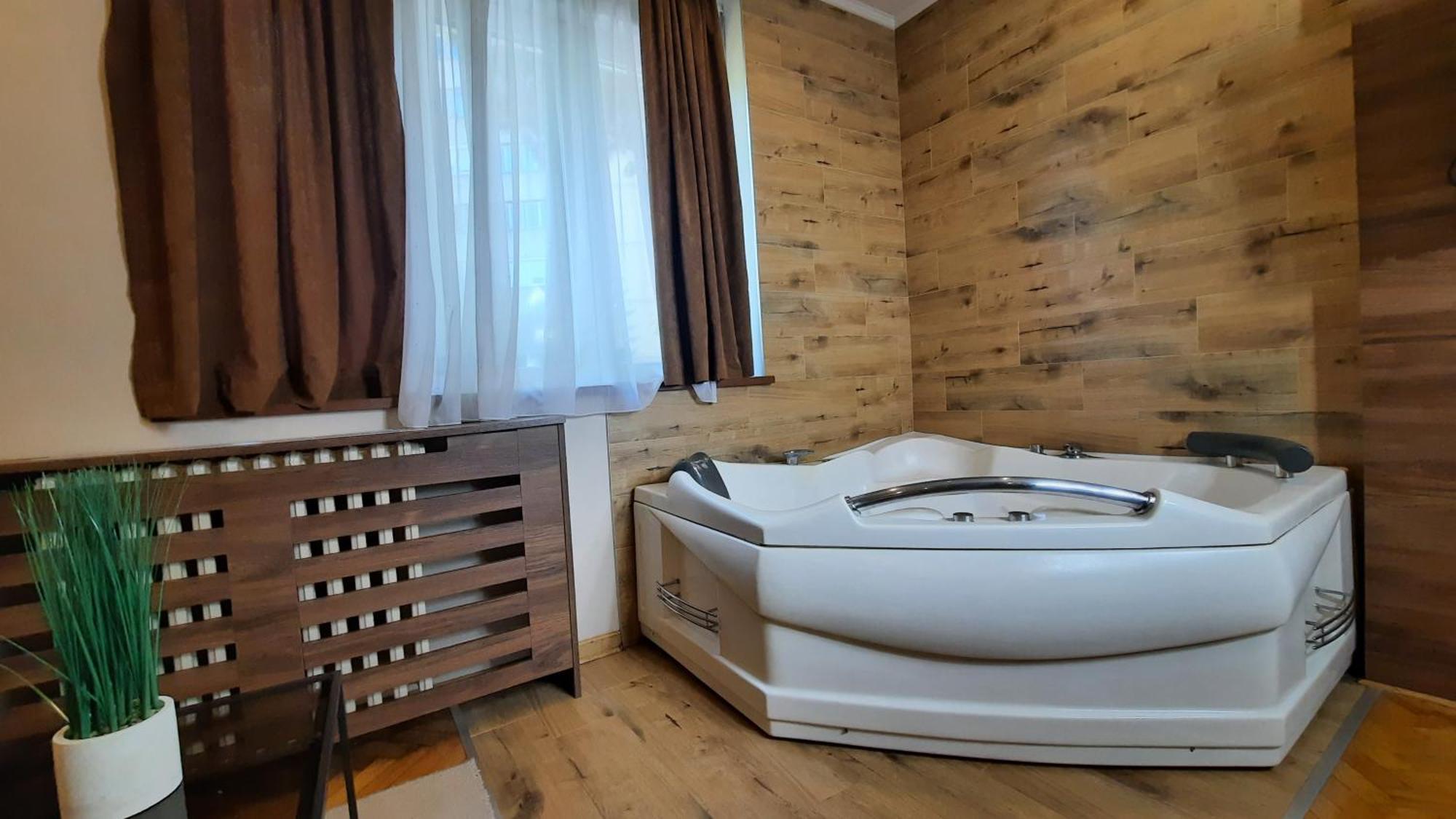 Stan Na Dan Apartman D Lux Jacuzzi Kragujevac Eksteriør bilde